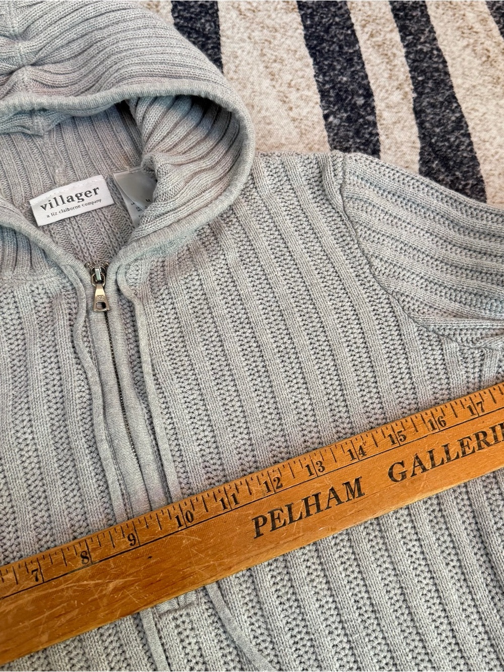 Women’s y2K 1/4 zip grey ribbed hooded sweater EUC M - Picture 5 of 5